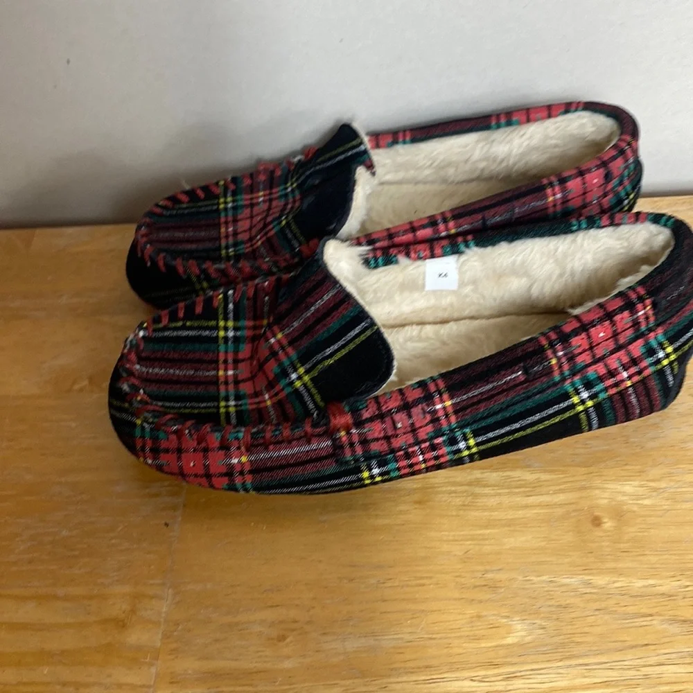 J Crew Crewcuts Stewart Tartan Moccasin Slippers size 4 leather upper‎ holiday